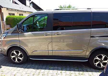 Ford Tourneo Custom 320 L1H1 VA Autm. Active