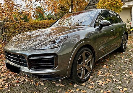 Porsche Cayenne S Tiptronic, Mod. 2021, neuwertig, ehem. UPE 135k