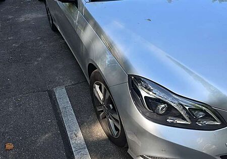 Mercedes-Benz E 200 E-Klasse NGT (Erdgasantrieb bivalent) Natural Gas