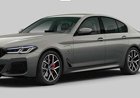 BMW 530 e A*MSportp*Head Up*Harman*Laser*360Kamera