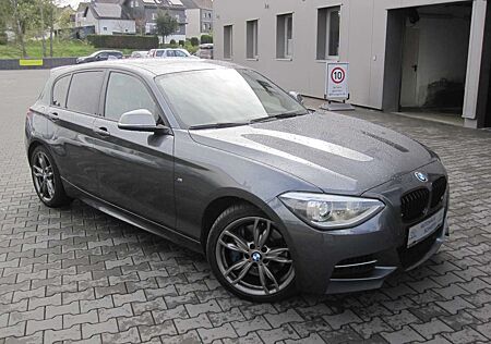 BMW 135 M135i*COMFORT/NAVI/M-TECHNIC-PAKET*8-FACH BEREIFT*