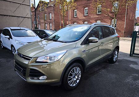 Ford Kuga Titanium 2.0 TDCI AUTOMATIK/NAVI/KAMERA/SHZ/PDC