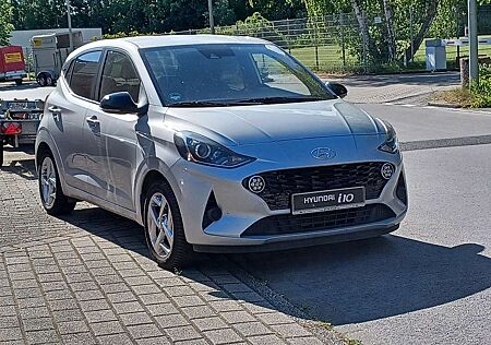 Hyundai i10 Connect