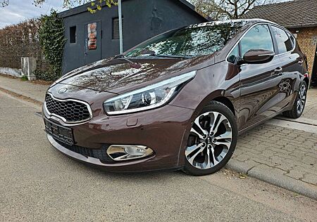 Kia Cee'd Ceed / 1.6 CRDi Platinum Edition Automatik