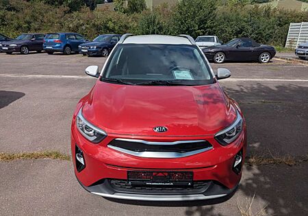 Kia Stonic 1.4 B MT