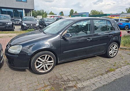 VW Golf Volkswagen V Lim. Comfortline 1.6 Benzin Navi