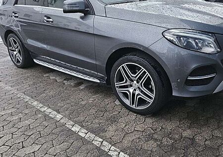 Mercedes-Benz GLE 350 d 4Matic 9G-TRONIC Exclusive