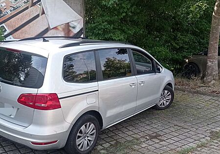 VW Sharan Volkswagen 2.0 TDI 4Motion BlueMotion Technology Comfortline