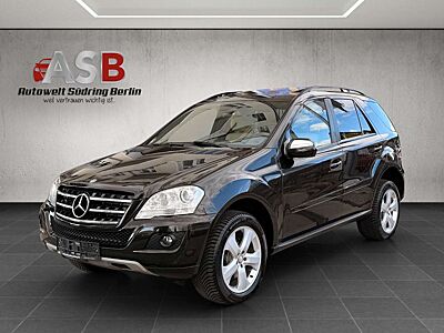 Mercedes-Benz ML 320 CDI 4Matic*Leder*Navi*1.Hand*Klima*Schieb