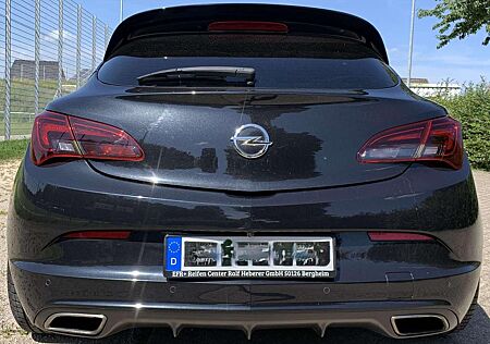 Opel Astra OPC