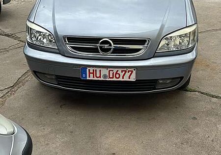 Opel Zafira 1.8 Elegance