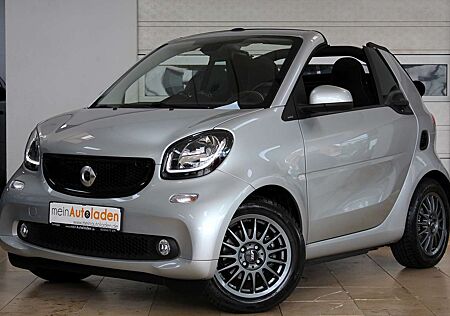 Smart ForTwo 1.0 Cabrio Aut. *1.HAND*49.200KM*NAVI*APPLE*LED*F1