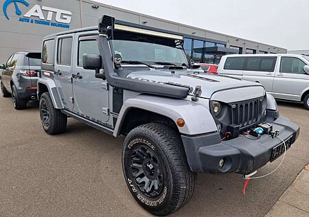 Jeep Wrangler UNLIMITED SAHARA 2.8 d LEDER AHK UMBAU