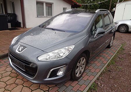 Peugeot 308 SW e-HDI -Scheckheftgepflegt -Panoramadach