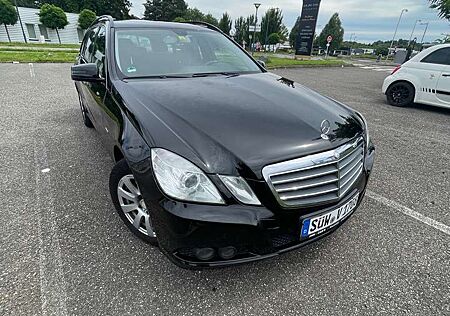 Mercedes-Benz E 220 T CDI DPF BlueEFFICIENCY Automatik Avantgarde