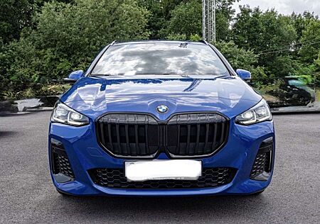 BMW 218i 218 Active Tourer Aut. M Sport, Voll, AHK, Pano