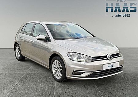 VW Golf gebraucht kaufen VW Golf Volkswagen VII Comfortl. - Navi*Sitzhzg*ACC*PDC*2xKlim