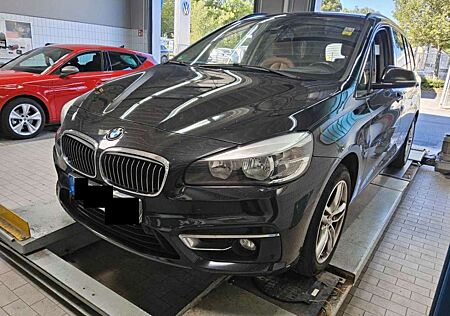 BMW 220i 220 ActiveTourer M Sport 18"*Leder*HUD*NaviProf