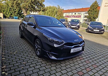 Kia Cee'd Ceed / 1,5 T-GDi Top