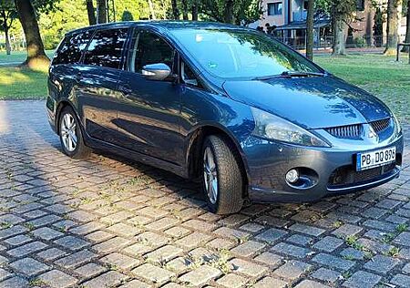 Mitsubishi Grandis 2.0 DI-D 6-Sitzer Intense