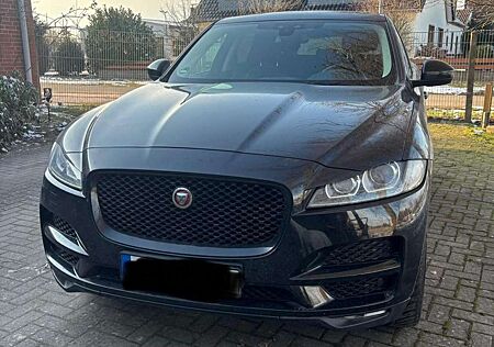 Jaguar F-Pace 25t AWD Pure