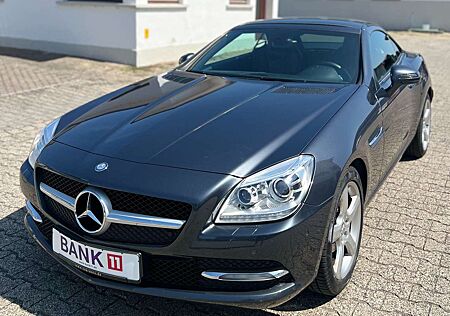 Mercedes-Benz SLK 200 *AUS 1.HAND*H&K SOUND*CABRIO