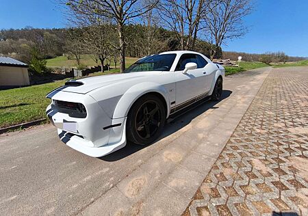 Dodge Challenger Automatik 392 Hemi Scat Pack Shaker