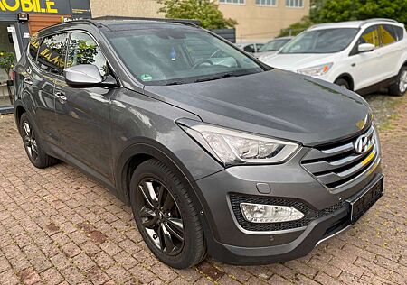 Hyundai Santa Fe Premium 4WD/Automatik/Neu TÜV/Leder/Navi/Kamera