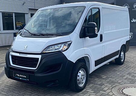 Peugeot Boxer 330 L1H1 Premium / SORTIMO / AHK / Bluetoo