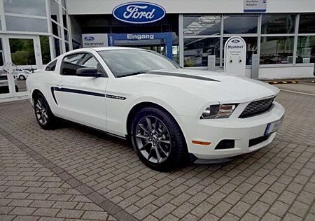 Ford Mustang 3,7 Ltr. V6 24V AUTOMATIK US-MODELL