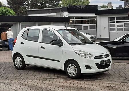 Hyundai i10 1.1 Classic Scheckheft gepflegt guter Zustand!