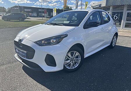 Mazda 2 1.5 Hybrid VVT-i 116 AT Centre-Line Kamera DAB