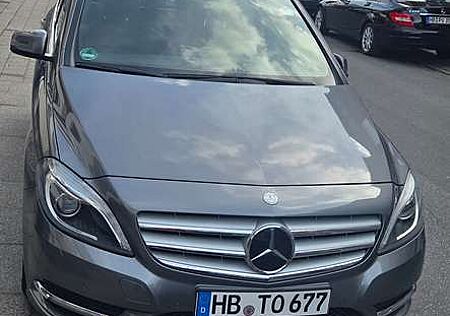 Mercedes-Benz 200