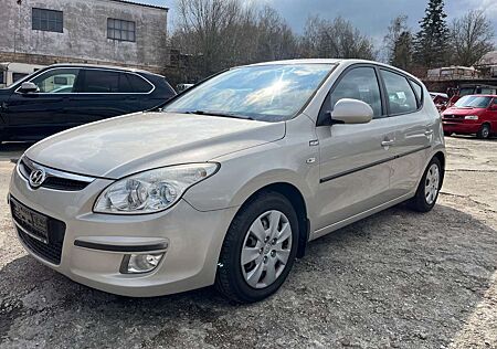 Hyundai i30 Comfort 1.4*KLIMA*