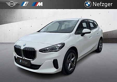 BMW 220 Active Tourer i Park-Assistent AHK LED