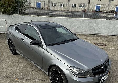 Mercedes-Benz C 250 Coupe Sport 7G-TRONIC AMG Paket
