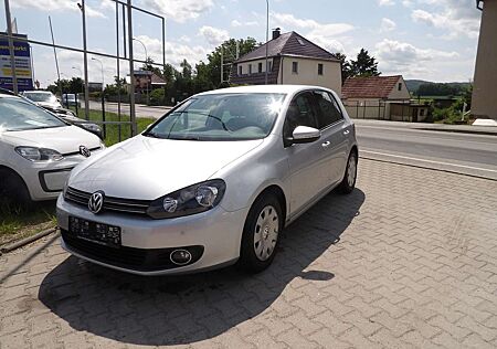 VW Golf Volkswagen Comfortline Automatik Klima Radio HU AU Neu