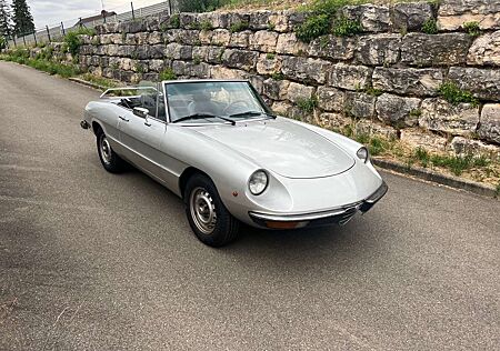 Alfa Romeo Spider 1600 Fastback