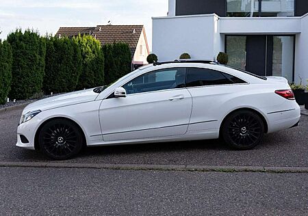 Mercedes-Benz E 200 Coupe