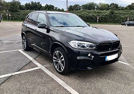 BMW X5 xDrive30d M-Sport Leder HeadUp Kamera AHK