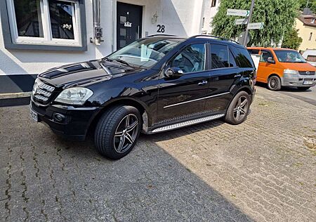 Mercedes-Benz ML 320 CDI 4Matic 7G-TRONIC DPF