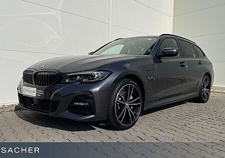 BMW 330 e A xDrive Tou M Sport,AHK,ACC,HuD,HIFI,19"LM