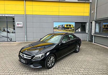 Mercedes-Benz C 200 CGI/AUTOMATIK/PANO/LEDER/SHZ/NAVI/TEMPOMAT