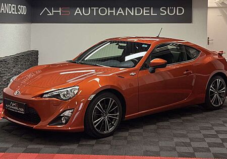 Toyota GT86 NAVIGATION*XENON*TEMPOMAT*ORIGINAL