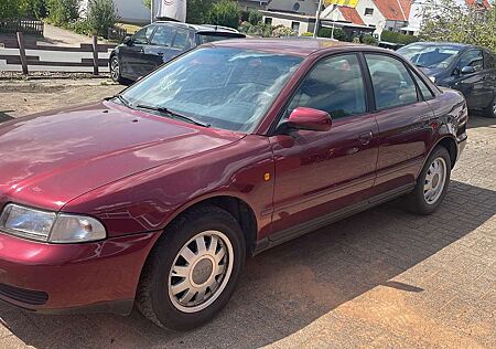 Audi A4 1.6 Automatikgetriebe