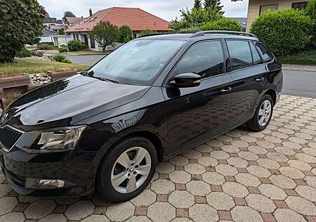 Skoda Fabia Combi 1.0 TSI Cool. Tüv + Inspektion Neu