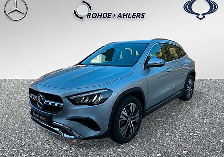 Mercedes-Benz GLA 220 d 4M KAMERA+AHK+STANDHEIZUNG+LENKRAD HZG