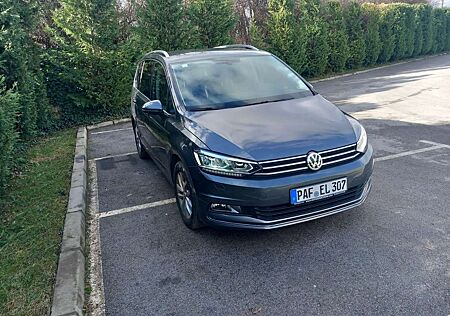 VW Touran Volkswagen 2.0 TDI SCR DSG Highline