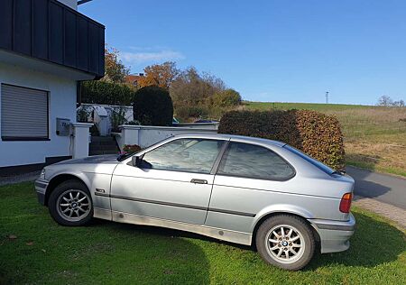 BMW 316i 316 compact