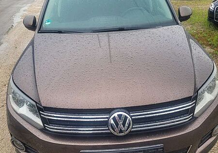 VW Tiguan Volkswagen 2.0 TDI 4MotionSport